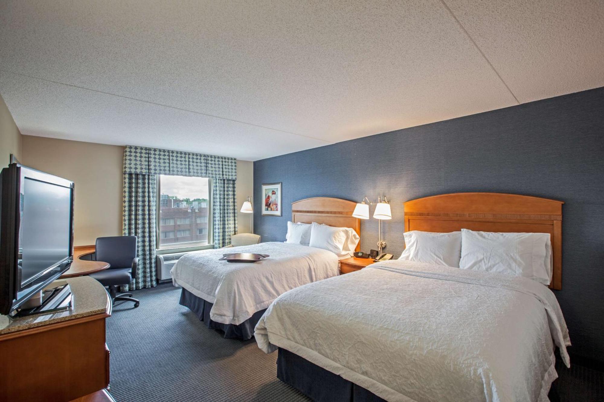 Hampton Inn New York - Laguardia Airport Εξωτερικό φωτογραφία