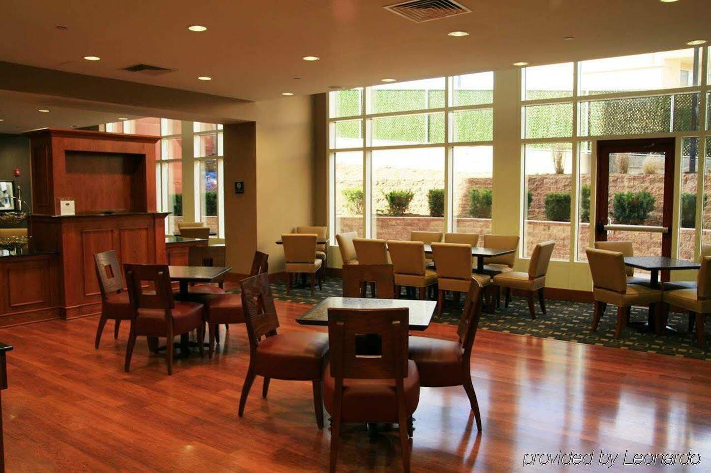 Hampton Inn New York - Laguardia Airport Εξωτερικό φωτογραφία